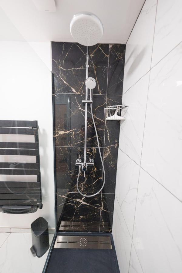 L'Escale Tropicale, Appartement Independant Avec Terrasse Privative Saint-Quentin  Eksteriør billede